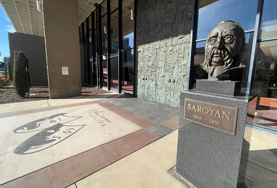 Bronze bust of William Saroyan outside the William Saroyan Theatre